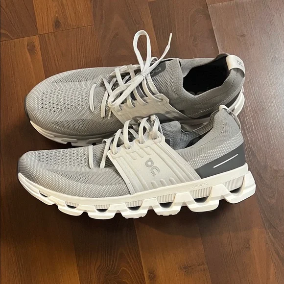 On Cloud Men's Athletic Shoes in Gray - Picture 3 of 5